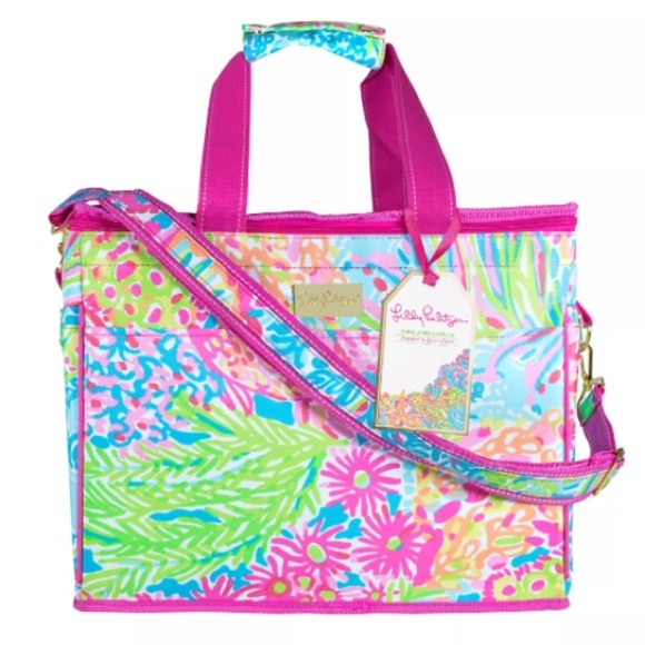LILLY PULITZER Insulated Cooler in Lover’s Coral - Picture 1 of 5